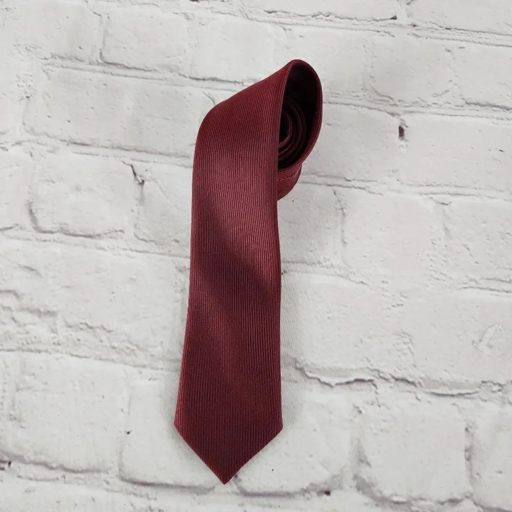 Red Tie 